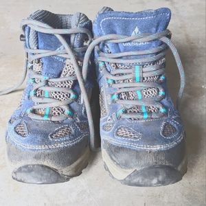 Boy Keen hiking boots size 11